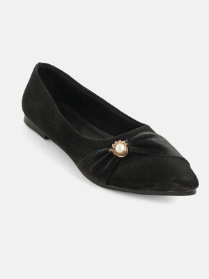 LAVIE Bellies For Women(Black , 4)