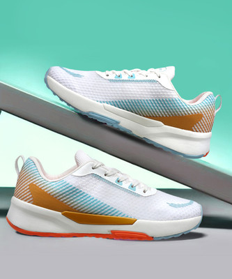 HRX by Hrithik Roshan Dynamic Run Running Shoes For Men(White , 8)