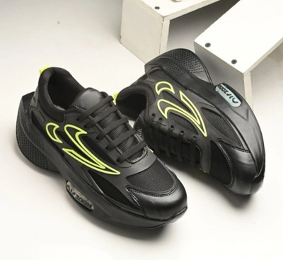 sutekina Aero Glide Canvas Shoes For Men(Black , 7)