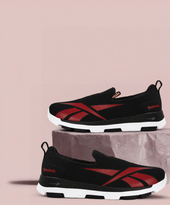 REEBOK Mile Tile Slip Walking Shoes For Men(Black , 8)