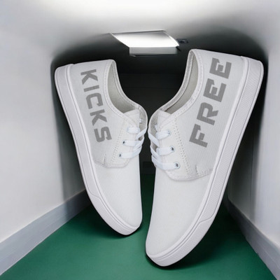 Free Kicks FK-501FK Off White Lightweight Sneakers For Men(Off White , 10)