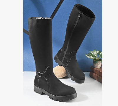 FASHION VICTIM Boots For Women(Black , 6)