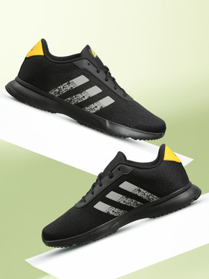 ADIDAS RestroRun M Running Shoes For Men(Black , 7)