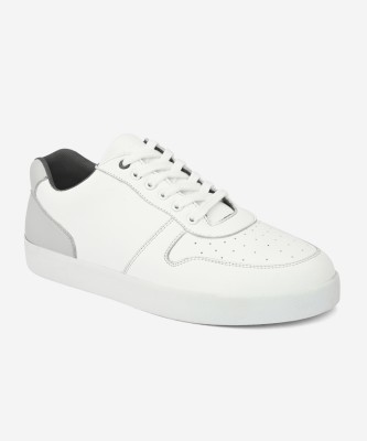 HRX by Hrithik Roshan Casual Sneakers For Men(White , 8)