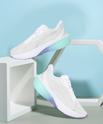 PUMA Darter Pro Fade Wns Running Shoes For Women(White , 4)