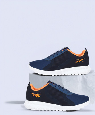 REEBOK Run Continuum Running Shoes For Men(Blue , 8)