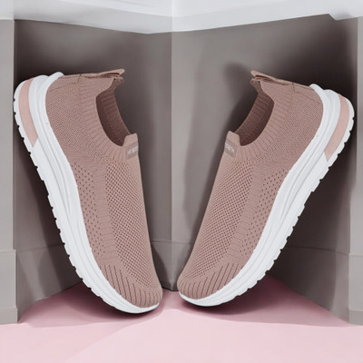 Free Kicks Free Kicks M7-1011 Comfortable Sneakers For Women(Pink , 9)