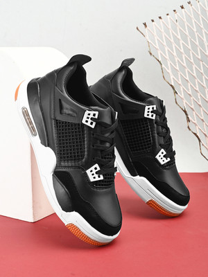 FASHION VICTIM Sneakers For Men(Black , 8)