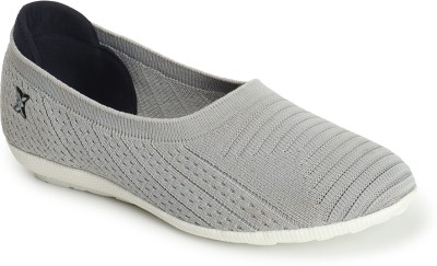 CARLTON LONDON Slip On Sneakers For Women(Grey , 4)