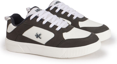 HRX by Hrithik Roshan Walking Shoes For Men(Grey, White , 6)