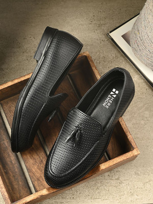 HERE&NOW Slip On For Men(Black , 9)