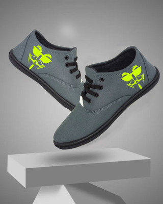 KANEGGYE CASUALS FOR MEN & KIDS Casuals For Men(Grey, Olive , 7)