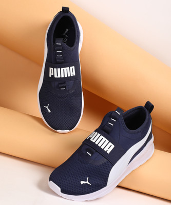 PUMA Anzarun Lite SlipOn Walking Shoes For Men(Blue , 9)