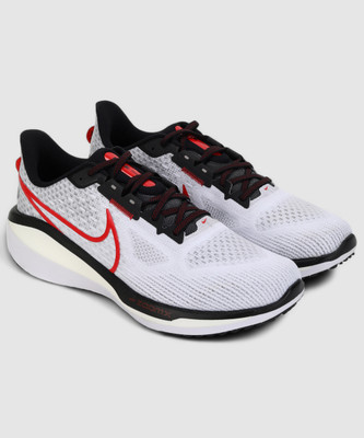 NIKE Running Shoes For Men(White , 7)