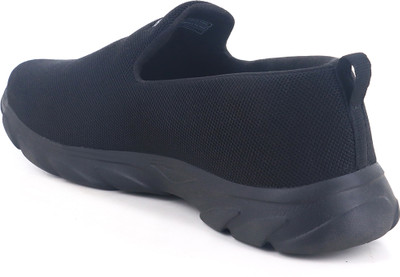 Sparx SM 675 Walking Shoes For Men(Black , 10)