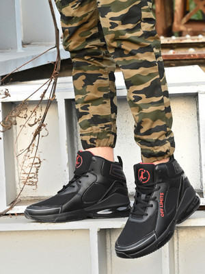 OFF LIMITS Running Shoes For Men(Black , 9)
