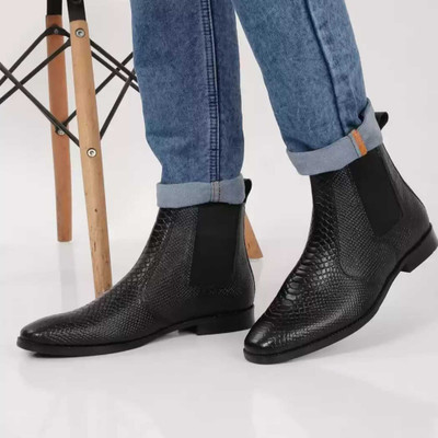 Runway Men's Croco Texture Synthatic Leather chalasa boot Boots For Men(Black , 7)