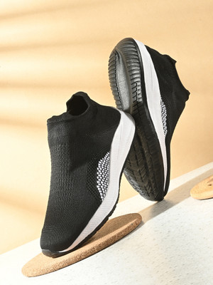 LUVLEO Stylish Casual Sneakers for Men & Boys Trendy, Lightweight, Daily Wear Shoes Sneakers For Men(Black, White , 10)