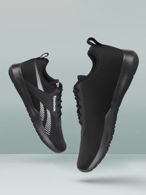 REEBOK Dashmax Runner, 10 Running Shoes For Men(Black , 6)