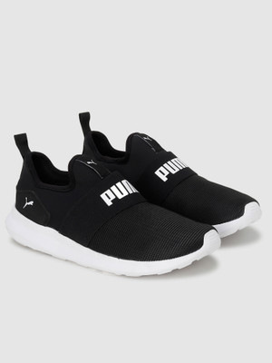 PUMA Puma Relax Knit Slip on Sneakers For Men(Black , 10)
