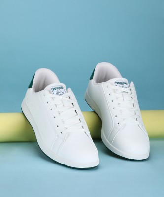 WOODLAND Sneakers For Men(White)