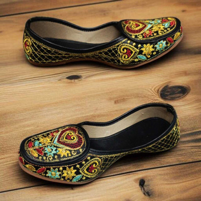 NOFOSHO Traditional Handcrafted Embellishments Lightweight Bellies For Women(Black , 4)