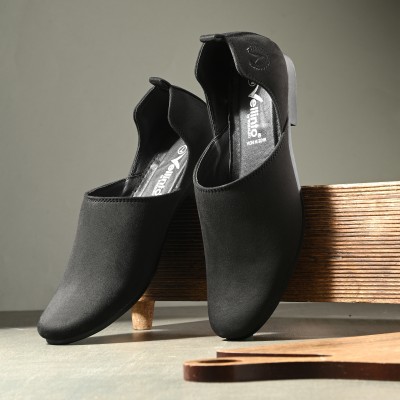 Vellinto Vellinto LUNAR Ethnic Shoes For Men ll Naagra/Juttis/Mojaris For Men Casuals For Men(Black)