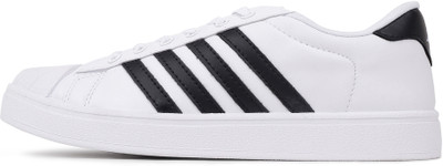Sparx SM 323 | Stylish, Comfortable | Sneakers For Men(White , 8)