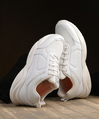 HRX by Hrithik Roshan Casuals For Men(Off White , 8)