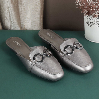 METRO Slip On Sneakers For Women(Grey , 6)