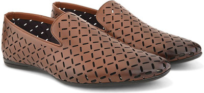 House of Pataudi House of Pataudi Men Textured Loafers For Men(Tan , 9)
