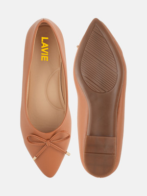 LAVIE Bellies For Women(Tan , 6)