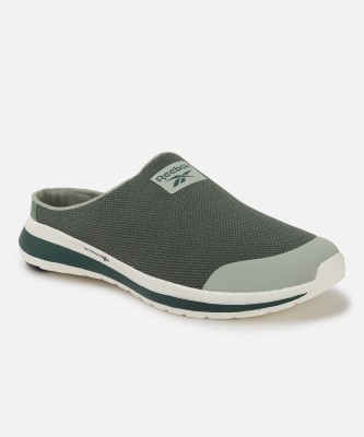 REEBOK Comfort wonderer mule M Walking Shoes For Men(Green)