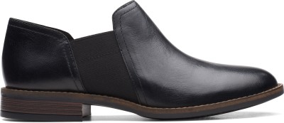CLARKS Camzin Step Black Leather Casuals For Men(Black)
