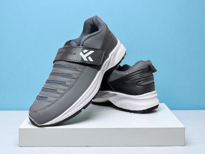 Free Kicks FK- MOC-02 Premium Sneakers For Men(Grey , 6)
