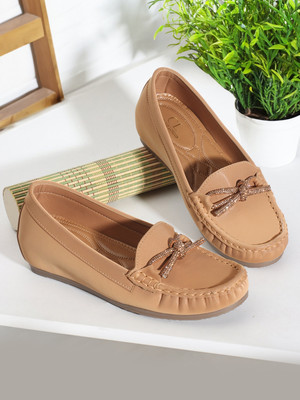 CARLTON LONDON Tan Slip-On Solid Women Loafers Loafers For Women(Tan , 4)