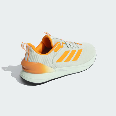 ADIDAS LIGHTRUN CLIP Running Shoes For Men(Green , 8)
