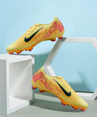 NIKE Mercurial Vapor 16 Academy 'Kylian Mbappe' MG Low-Top Football Shoes For Men(Orange , 10)