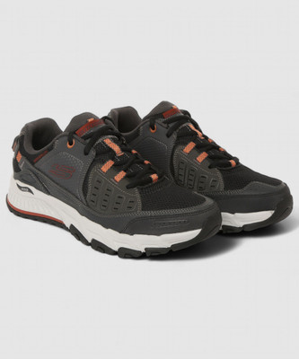Skechers ARCH FIT ESCAPE PLAN Walking Shoes For Men(Black , 6)