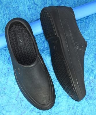AJANTA Slip On For Men(Black , 9)