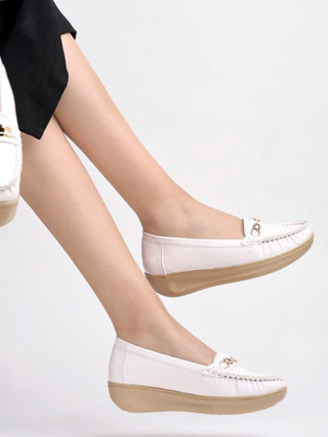 SHOETOPIA Loafers For Women(White , 3)