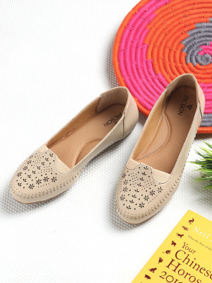 Picson Extra Soft Cushioned Stylish Bellies for All-Day Comfort Bellies For Women(Beige , 5)