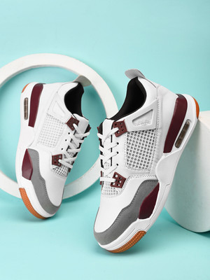 FASHION VICTIM Sneakers For Men(White , 7)