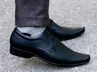 Aaeshu Aaeshu Men and boys stylish and comfortable black color formal shoe Lace Up For Men(Black , 6)