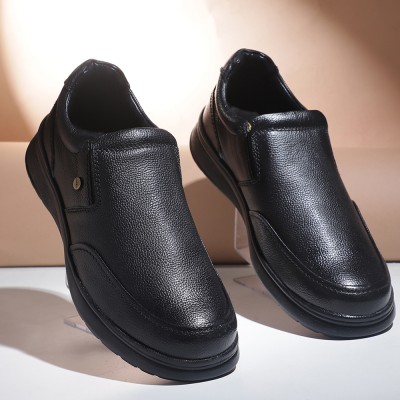 LIBERTY Genuine Leather DEOX-1E Slip On For Men(Black)