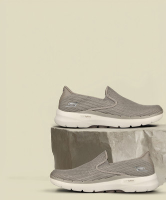 Skechers GO WALK 6 - ANAGLYPH Walking Shoes For Men(Grey , 7)