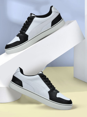 PUMA SkateCat Basher Sneakers For Men(White , 10)