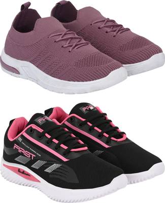 Sports shoes in sales dmart