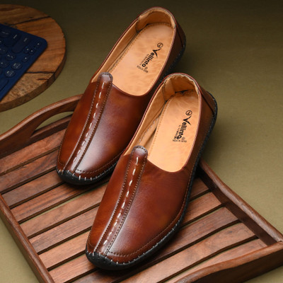 Vellinto Cool Rajasthani PIND-DI Jutis For Men Mojaris For Men Nagra For Men Walking Shoes For Men(Tan , 6)