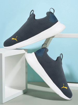PUMA Wish Max Sneakers For Men(Blue , 7)